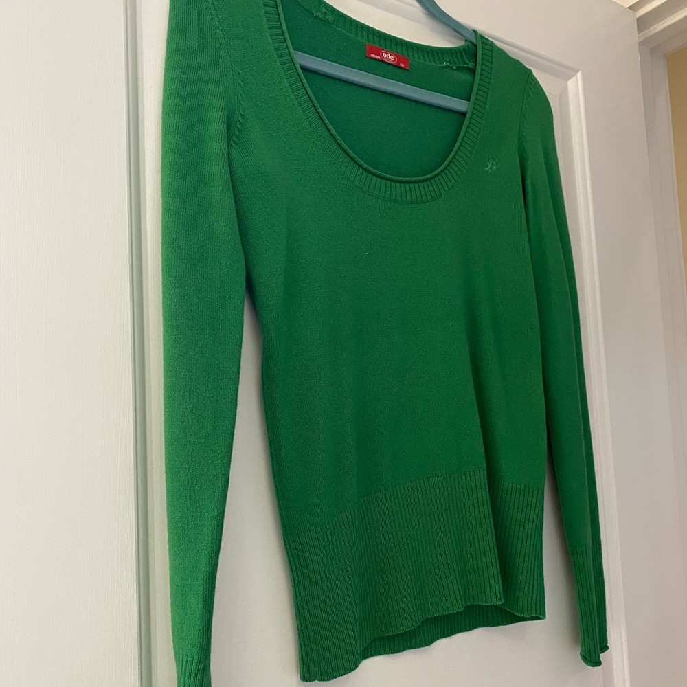 Green edc sweater, size x-small, worn once, no imperfections, slim fitting